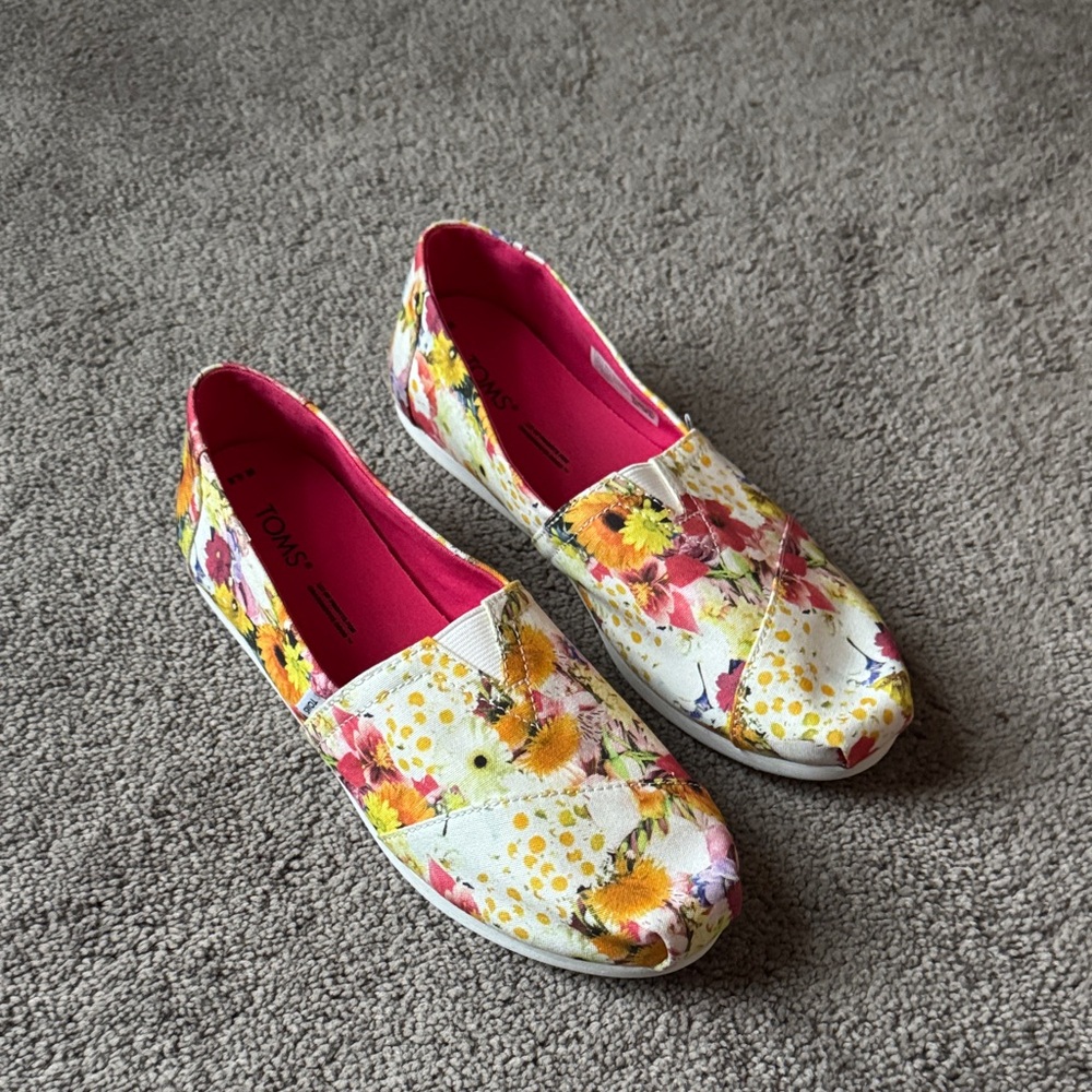 Toms Classic Alpargata Floral Canvas Shoes Multicolor Slip On Summer Size 6.5